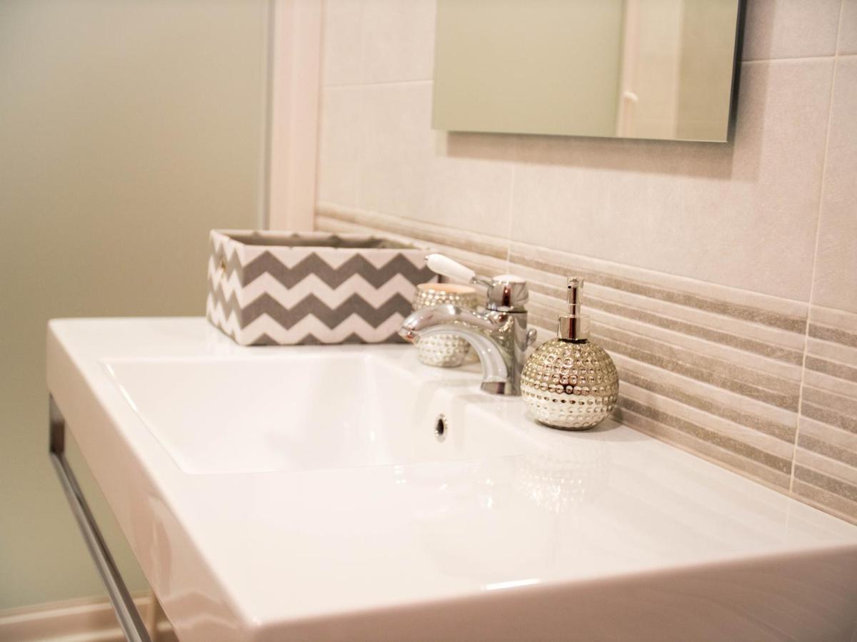 Juliette Rooms Iesi Bagian luar foto
